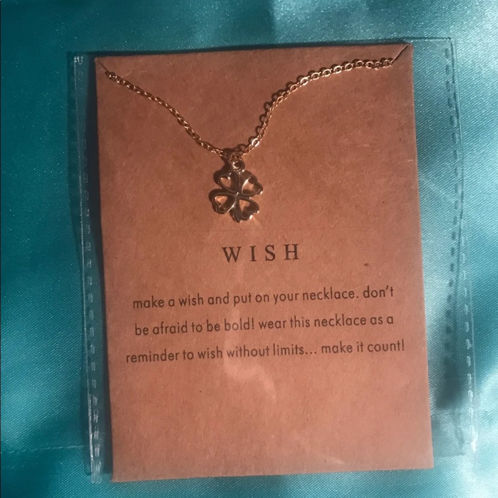 Beautiful heart make a wish necklace rose gold